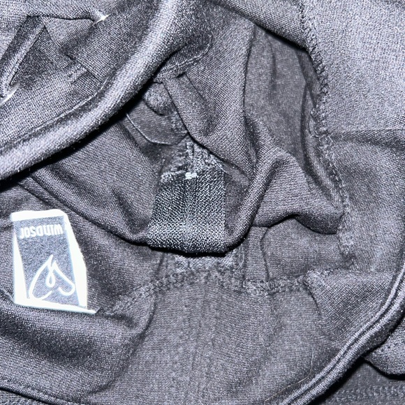 black skirt - Picture 6 of 7